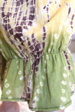 Load image into Gallery viewer, Banana Island Bloomer Midi Capri Short