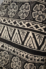 Load image into Gallery viewer, BB Beautiful Flower Batik Ruins Bloomer Midi Capri Short