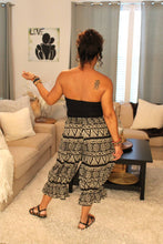 Load image into Gallery viewer, BB Beautiful Flower Batik Ruins Bloomer Midi Capri Short