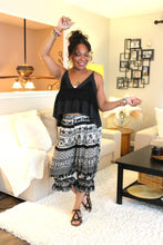 Load image into Gallery viewer, Elephant Paisley Midi Capri Short