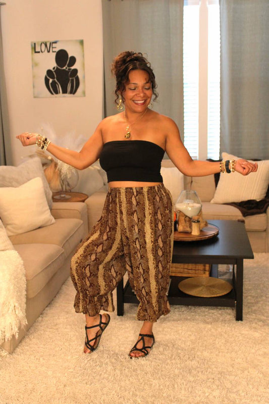 BB Desert Rose Snake Bloomer Midi Capri Short