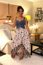 Load image into Gallery viewer, Pretty Lies Lace Up Corset Vest