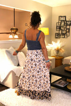 Load image into Gallery viewer, Pretty Lies Lace Up Corset Vest