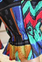 Load image into Gallery viewer, Feeling Jazzy Bloomer Midi Capri Short