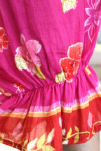 Load image into Gallery viewer, Flower Festival Bloomer Midi Capri Short