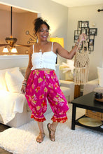 Load image into Gallery viewer, Flower Festival Bloomer Midi Capri Short