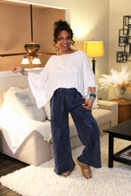 Load image into Gallery viewer, JH Mineral Wash Wide Leg Cropped Pants
