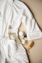 Load image into Gallery viewer, No. 9 Bath Bomb