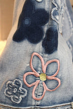 Load image into Gallery viewer, O&H Flower Power Embroidered Jeans