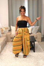 Load image into Gallery viewer, O&H Cargo Pocket Wide Leg Pants