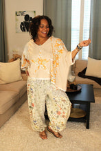 Load image into Gallery viewer, POL Soft Cream Floral Twill Patch Joggers