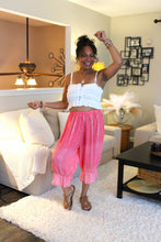 Load image into Gallery viewer, Watermelon Sparkle Bloomer Midi Capri Short