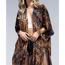 Load image into Gallery viewer, Annecy Fringe Kimono