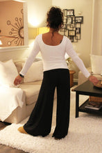 Load image into Gallery viewer, Bamboo Double Layered Long Sleeve