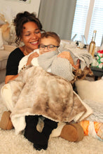 Load image into Gallery viewer, Super Soft Faux Fur Blanket