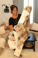 Load image into Gallery viewer, Super Soft Faux Fur Blanket