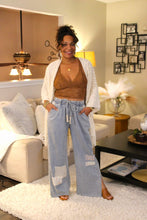 Load image into Gallery viewer, POL Crochet Patches Denim Pants