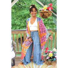 Load image into Gallery viewer, Intricate Demask Kimono