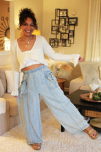 Load image into Gallery viewer, Aspen Cute Pocket Convertible Pants