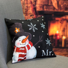 Load image into Gallery viewer, Snowman Throw Pillows