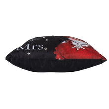 Load image into Gallery viewer, Snowman Throw Pillows