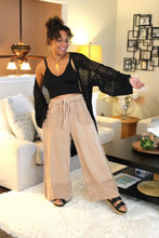 Load image into Gallery viewer, JH Raw Hem Wide Pants
