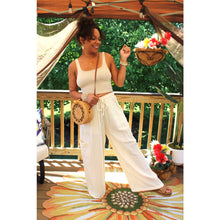 Load image into Gallery viewer, Vintage Seashell Crop Top