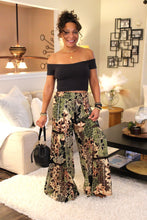 Load image into Gallery viewer, Ang. Wide Leg Pants With Lace Inserts