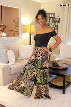 Load image into Gallery viewer, Ang. Wide Leg Pants With Lace Inserts