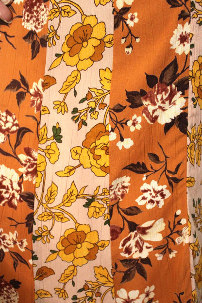 Ang. 70s Floral Flare Print Pants