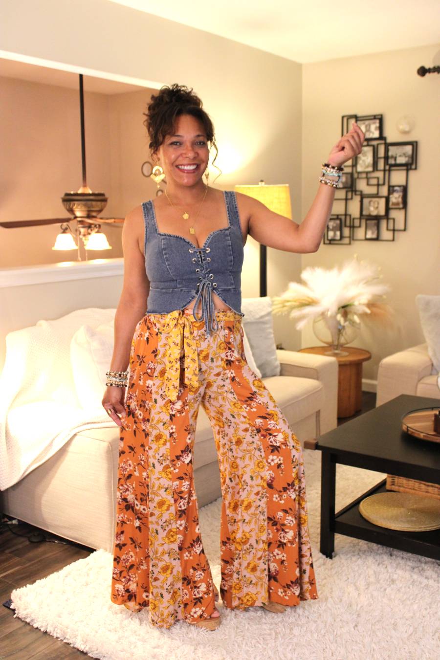Ang. 70s Floral Flare Print Pants