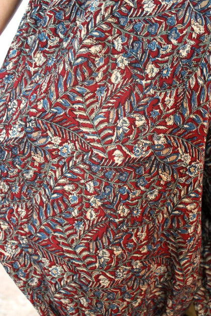 BB Intertwined Wine Midi Capri Bloomer Shorts