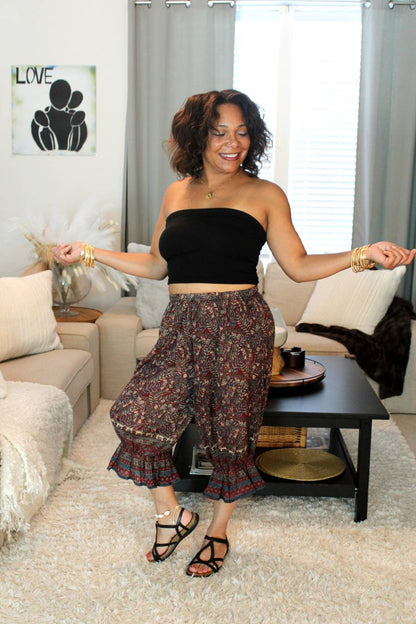BB Intertwined Wine Midi Capri Bloomer Shorts
