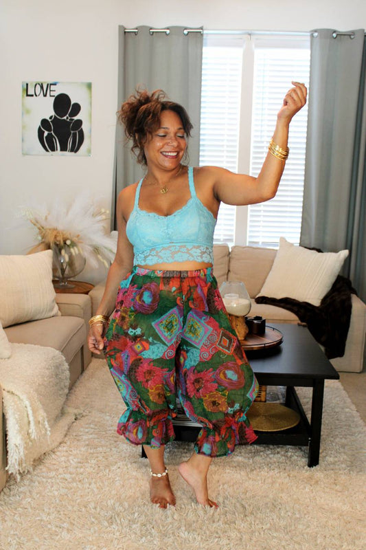 BB Watercolor Canvas Midi Capri Bloomer Shorts