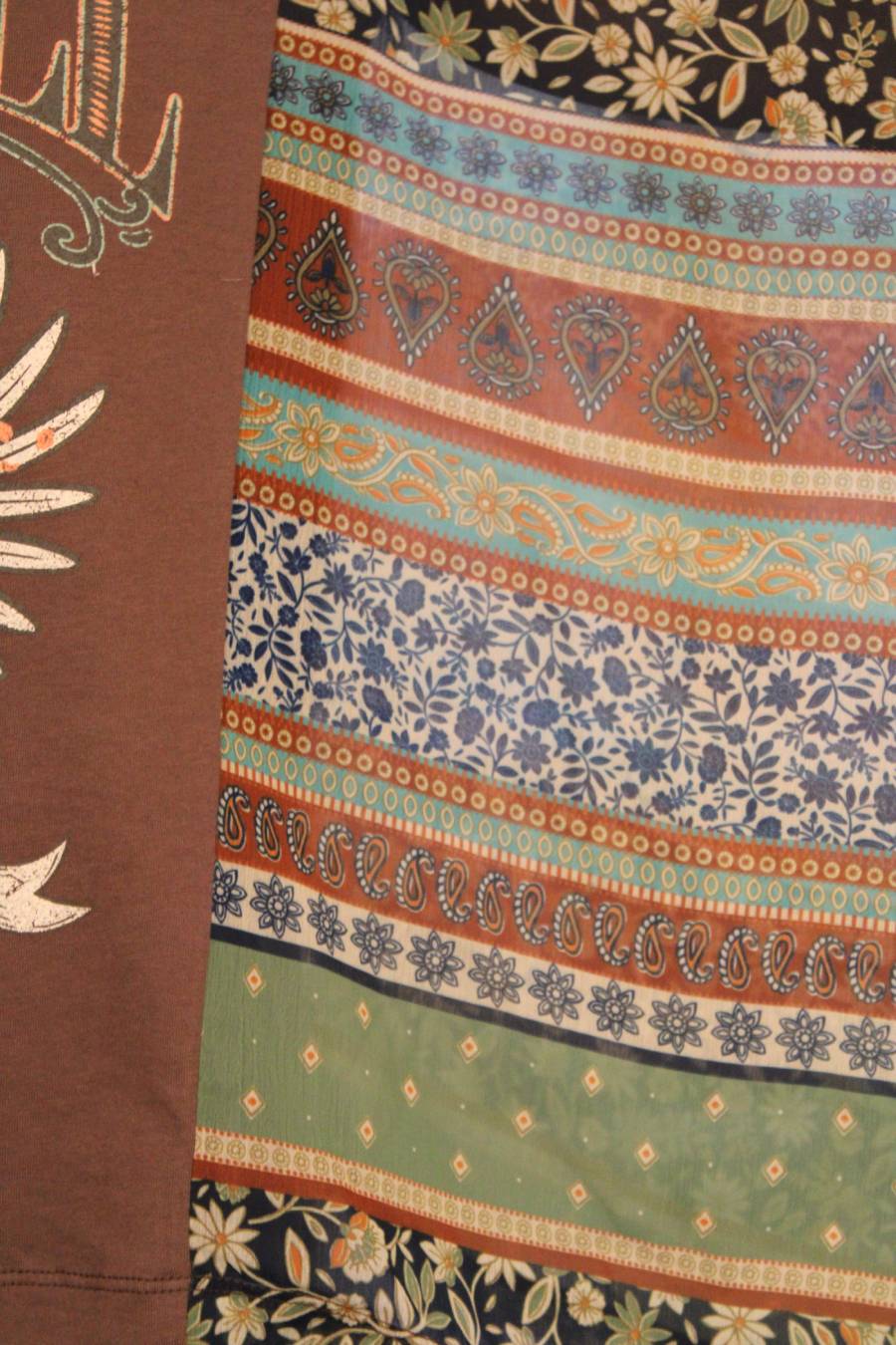 Brown Rock N’ Roll Rose Guitar Vintage Kantha Top