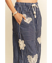 Load image into Gallery viewer, Butterfly Bliss Barrel Pants
