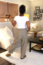 Load image into Gallery viewer, Casual Fit Corduroy Pants
