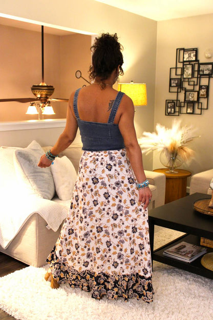 Ang. Feeling Free Maxi Skirt