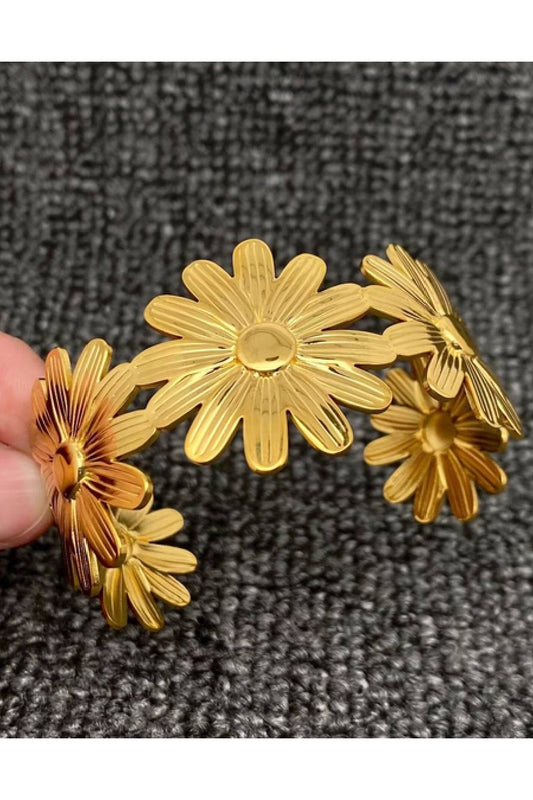 Golden Daisy Charm Floral Cuff Bangle