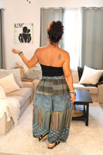 Load image into Gallery viewer, JG Spellbound Pants
