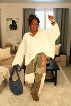 Load image into Gallery viewer, POL Double Gauze Autumn Garden Jogger Pants
