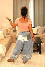 Load image into Gallery viewer, POL Double Gauze Lace Jogger Pants
