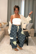 Load image into Gallery viewer, POL Indigo Lovely Touch Paisley Twill Pants
