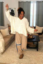Load image into Gallery viewer, POL Overlock Stitch Jogger Pants
