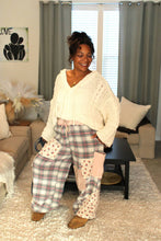 Load image into Gallery viewer, POL Pink Plaid Jogger Pants
