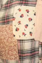 Load image into Gallery viewer, POL Plaid Double Gauze Jogger Pants
