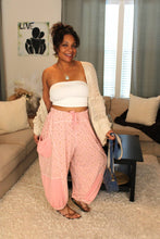 Load image into Gallery viewer, POL Rosy Pink Floral Pattern Knit Pants
