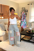 Load image into Gallery viewer, POL Vintage Wash Garden Of Serenity Denim Pants
