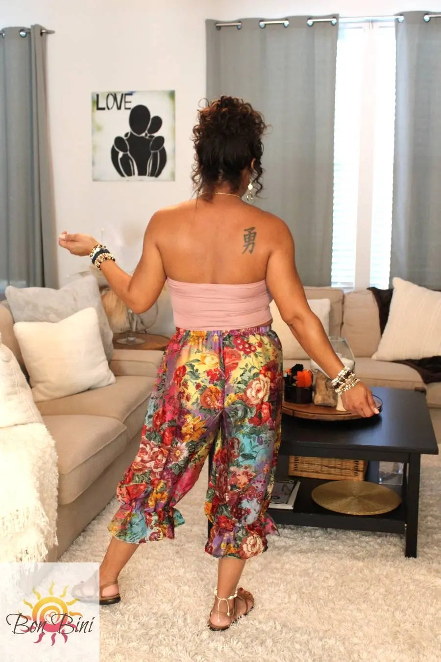 BB Splash Of Flowers Bloomer Midi Capri Short