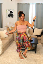 Load image into Gallery viewer, BB Splash Of Flowers Bloomer Midi Capri Short
